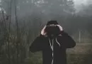 virtual reality goggles men